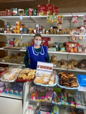 Сотрудники ПК Тисуль обеспечивают население округа продуктами первой необходимости.
